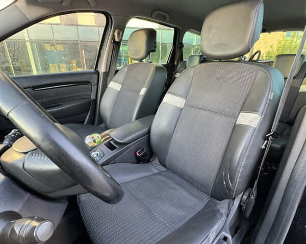 Черный Рено Сценик, объемом двигателя 1.46 л и пробегом 223 тыс. км за 7900 $, фото 20 на Automoto.ua