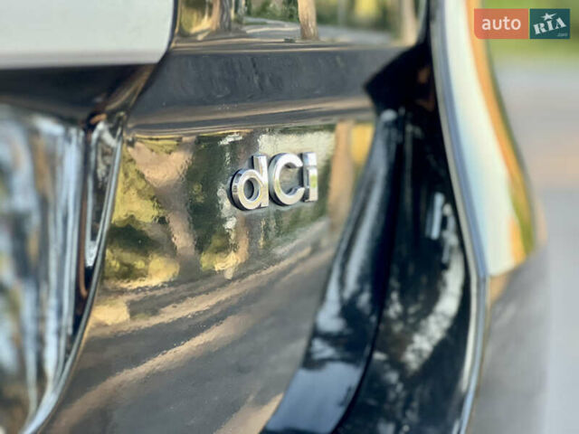 Рено Сценик 2015 в Виннице на Automoto.ua Черный Рено Сценик, объемом двигателя 1.46 л и пробегом 210 тыс. км за 10250 $, фото 27 на Automoto.ua
