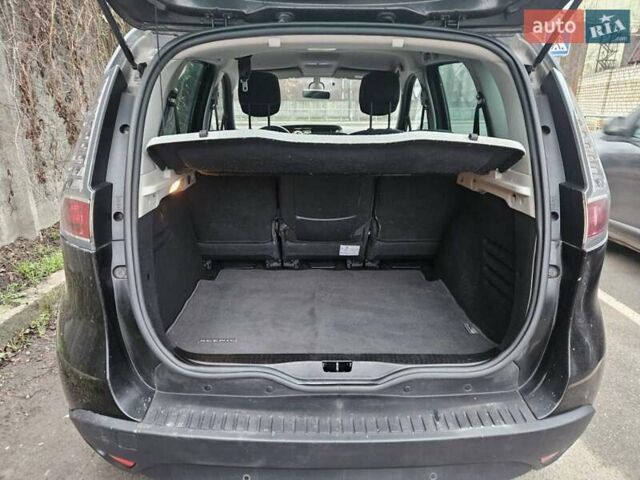 Чорний Рено Сценік, об'ємом двигуна 1.5 л та пробігом 149 тис. км за 9999 $, фото 14 на Automoto.ua