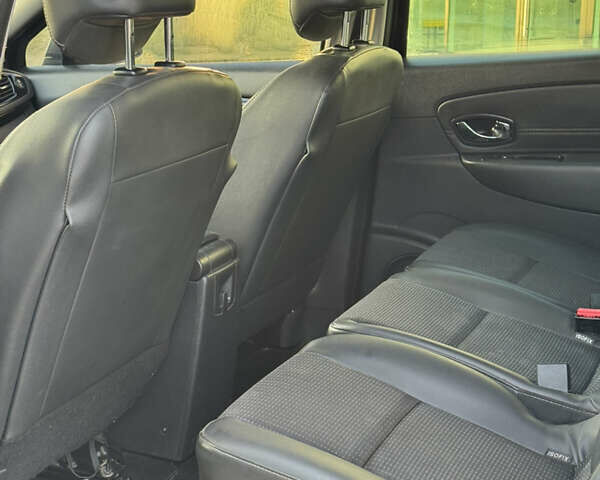 Черный Рено Сценик, объемом двигателя 1.46 л и пробегом 223 тыс. км за 7900 $, фото 18 на Automoto.ua