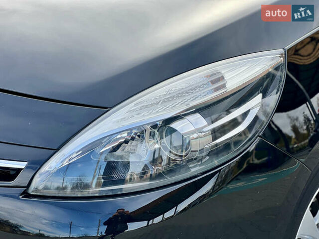 Чорний Рено Сценік, об'ємом двигуна 1.5 л та пробігом 210 тис. км за 10399 $, фото 12 на Automoto.ua