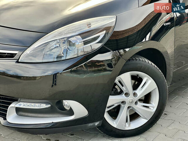 Чорний Рено Сценік, об'ємом двигуна 1.5 л та пробігом 210 тис. км за 10399 $, фото 14 на Automoto.ua