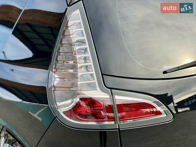 Чорний Рено Сценік, об'ємом двигуна 1.5 л та пробігом 210 тис. км за 10399 $, фото 22 на Automoto.ua