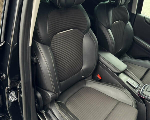 Черный Рено Сценик, объемом двигателя 1.6 л и пробегом 190 тыс. км за 15299 $, фото 69 на Automoto.ua