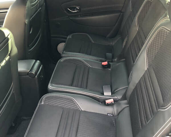 Черный Рено Сценик, объемом двигателя 1.2 л и пробегом 173 тыс. км за 8700 $, фото 11 на Automoto.ua