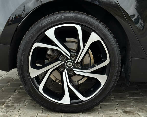 Черный Рено Сценик, объемом двигателя 1.6 л и пробегом 190 тыс. км за 15299 $, фото 34 на Automoto.ua