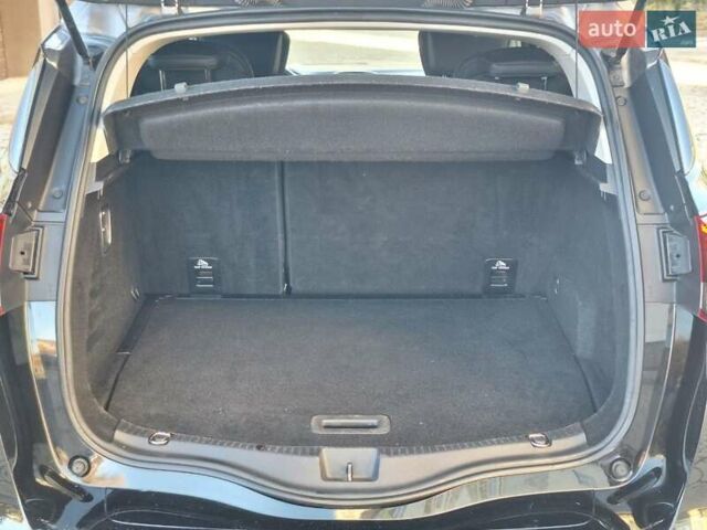 Черный Рено Сценик, объемом двигателя 1.6 л и пробегом 165 тыс. км за 14200 $, фото 8 на Automoto.ua