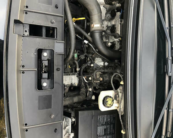 Черный Рено Сценик, объемом двигателя 1.2 л и пробегом 173 тыс. км за 8700 $, фото 24 на Automoto.ua