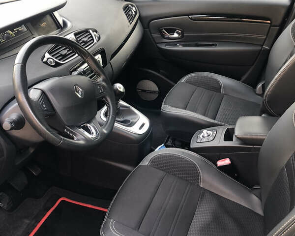 Черный Рено Сценик, объемом двигателя 1.2 л и пробегом 173 тыс. км за 8700 $, фото 12 на Automoto.ua