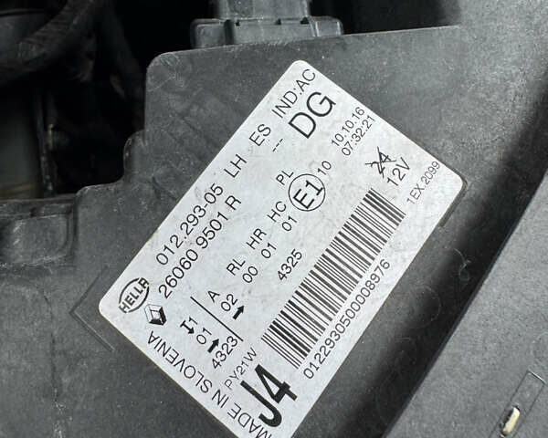 Черный Рено Сценик, объемом двигателя 1.6 л и пробегом 190 тыс. км за 15299 $, фото 77 на Automoto.ua