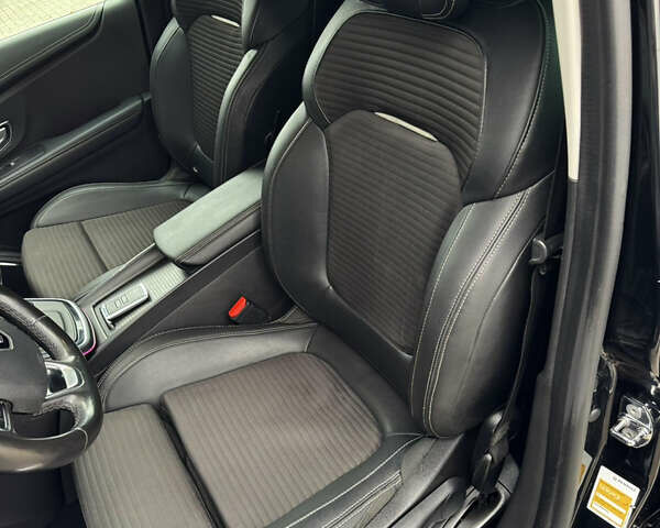 Черный Рено Сценик, объемом двигателя 1.6 л и пробегом 190 тыс. км за 15299 $, фото 44 на Automoto.ua