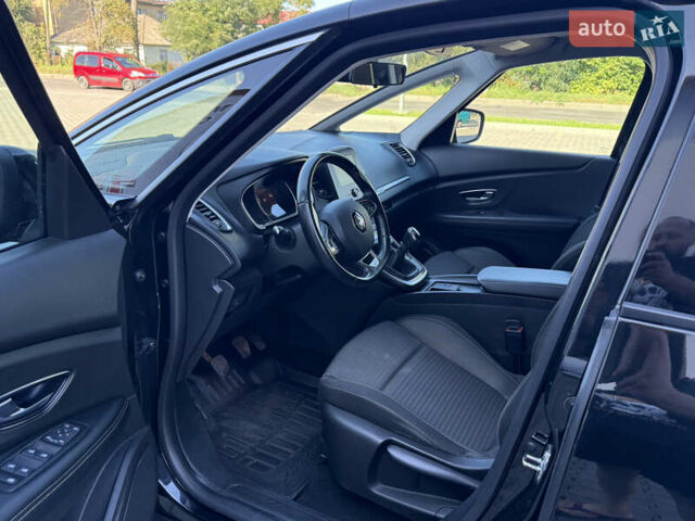 Черный Рено Сценик, объемом двигателя 1.5 л и пробегом 182 тыс. км за 11300 $, фото 13 на Automoto.ua