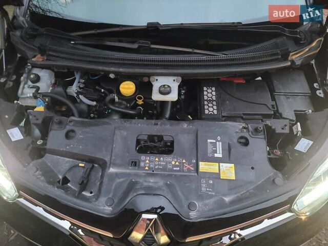 Чорний Рено Сценік, об'ємом двигуна 1.5 л та пробігом 79 тис. км за 18500 $, фото 12 на Automoto.ua