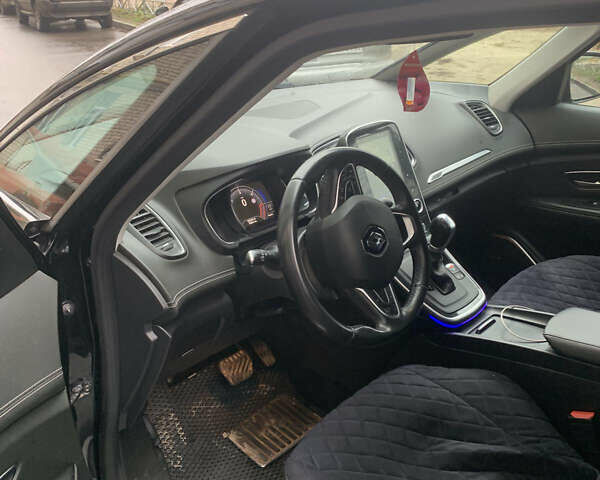 Черный Рено Сценик, объемом двигателя 1.46 л и пробегом 163 тыс. км за 16500 $, фото 5 на Automoto.ua