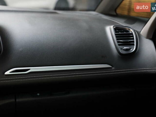 Черный Рено Сценик, объемом двигателя 1.6 л и пробегом 185 тыс. км за 14800 $, фото 39 на Automoto.ua