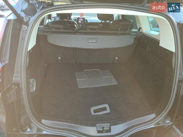 Чорний Рено Сценік, об'ємом двигуна 1.5 л та пробігом 79 тис. км за 18500 $, фото 19 на Automoto.ua