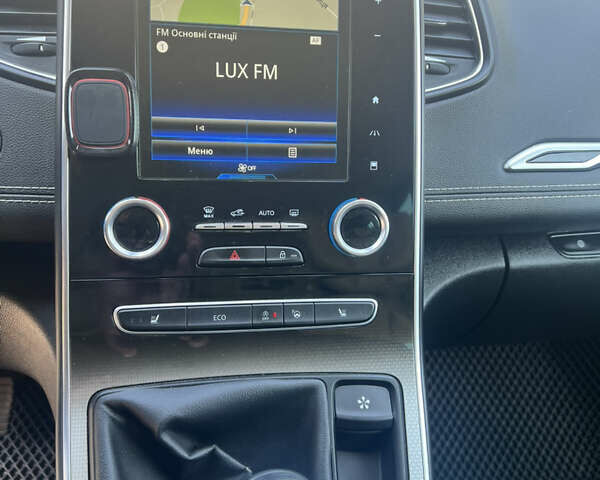 Черный Рено Сценик, объемом двигателя 1.6 л и пробегом 270 тыс. км за 14500 $, фото 7 на Automoto.ua