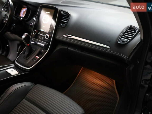 Черный Рено Сценик, объемом двигателя 1.6 л и пробегом 185 тыс. км за 14800 $, фото 42 на Automoto.ua