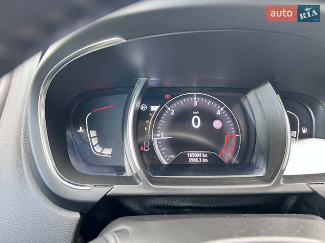 Чорний Рено Сценік, об'ємом двигуна 1.5 л та пробігом 185 тис. км за 15200 $, фото 23 на Automoto.ua