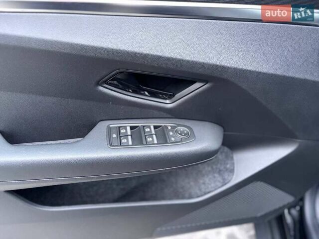 Чорний Рено Сценік, об'ємом двигуна 0 л та пробігом 1 тис. км за 31999 $, фото 20 на Automoto.ua