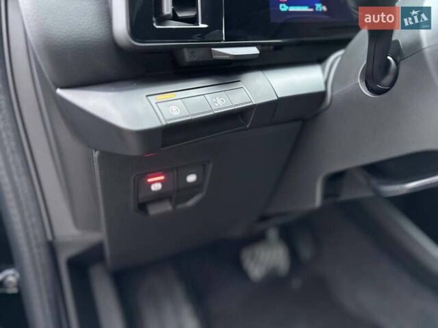 Чорний Рено Сценік, об'ємом двигуна 0 л та пробігом 1 тис. км за 31999 $, фото 24 на Automoto.ua