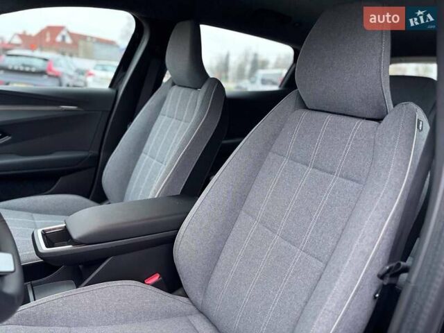 Чорний Рено Сценік, об'ємом двигуна 0 л та пробігом 1 тис. км за 31999 $, фото 23 на Automoto.ua