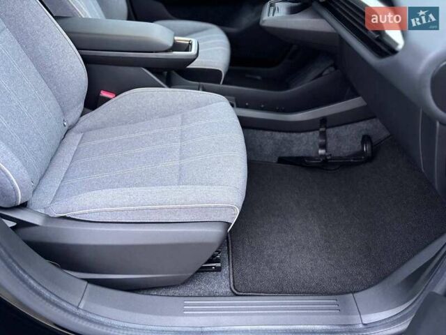 Чорний Рено Сценік, об'ємом двигуна 0 л та пробігом 1 тис. км за 31999 $, фото 49 на Automoto.ua