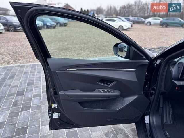 Чорний Рено Сценік, об'ємом двигуна 0 л та пробігом 1 тис. км за 31999 $, фото 18 на Automoto.ua
