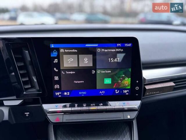 Чорний Рено Сценік, об'ємом двигуна 0 л та пробігом 1 тис. км за 31999 $, фото 25 на Automoto.ua