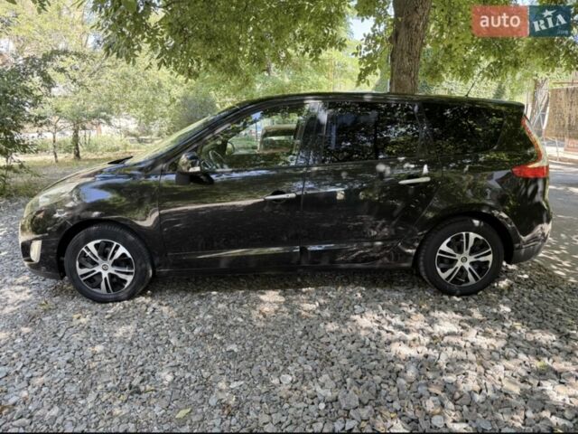 Черный Рено Сценик, объемом двигателя 1.4 л и пробегом 260 тыс. км за 7000 $, фото 4 на Automoto.ua
