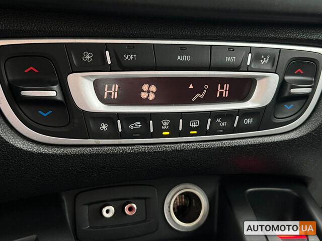 Рено Сценик 2010 в Львове на Automoto.ua Коричневый Рено Сценик, объемом двигателя 2 л и пробегом 190 тыс. км за 7600 $, фото 17 на Automoto.ua