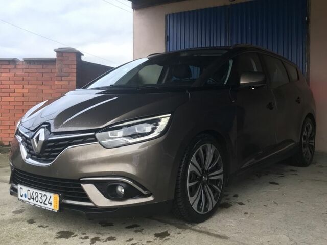 Коричневий Рено Сценік, об'ємом двигуна 1.6 л та пробігом 199 тис. км за 13758 $, фото 1 на Automoto.ua