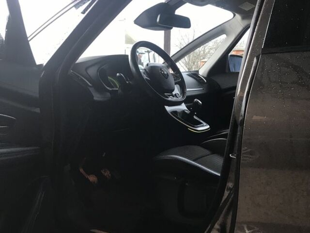 Коричневий Рено Сценік, об'ємом двигуна 1.6 л та пробігом 199 тис. км за 13758 $, фото 6 на Automoto.ua