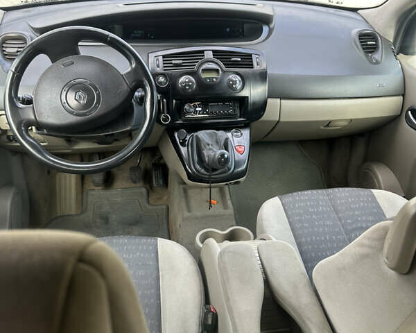 Коричневый Рено Сценик, объемом двигателя 1.46 л и пробегом 325 тыс. км за 2900 $, фото 9 на Automoto.ua