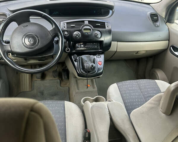 Коричневий Рено Сценік, об'ємом двигуна 1.46 л та пробігом 300 тис. км за 2950 $, фото 10 на Automoto.ua