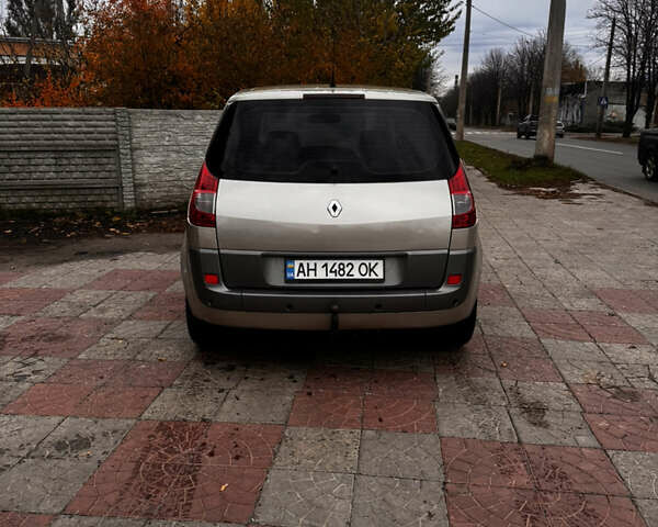 Рено Сценик 2006 в Краматорске на Automoto.ua Коричневый Рено Сценик, объемом двигателя 1.87 л и пробегом 365 тыс. км за 5200 $, фото 4 на Automoto.ua