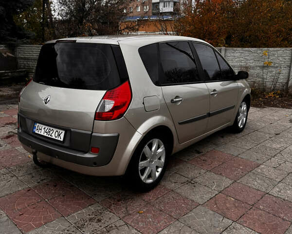 Рено Сценик 2006 в Краматорске на Automoto.ua Коричневый Рено Сценик, объемом двигателя 1.87 л и пробегом 365 тыс. км за 5200 $, фото 5 на Automoto.ua