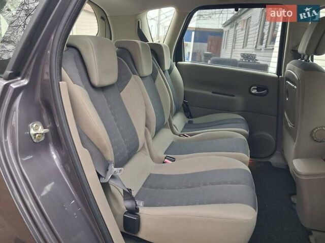 Коричневий Рено Сценік, об'ємом двигуна 1.6 л та пробігом 163 тис. км за 4499 $, фото 14 на Automoto.ua