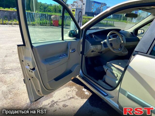Коричневый Рено Сценик, объемом двигателя 2 л и пробегом 240 тыс. км за 4900 $, фото 6 на Automoto.ua