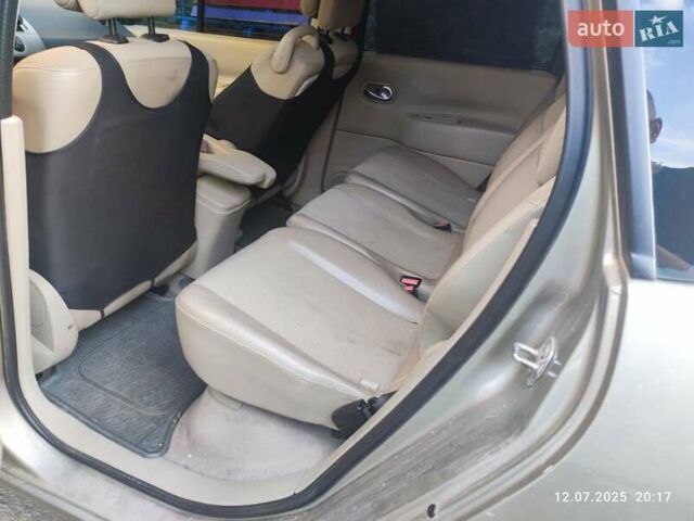 Коричневый Рено Сценик, объемом двигателя 1.5 л и пробегом 255 тыс. км за 3650 $, фото 1 на Automoto.ua