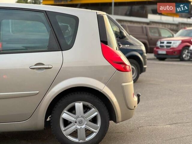 Рено Сценик 2007 в Киеве на Automoto.ua Коричневый Рено Сценик, объемом двигателя 1.9 л и пробегом 202 тыс. км за 5690 $, фото 6 на Automoto.ua