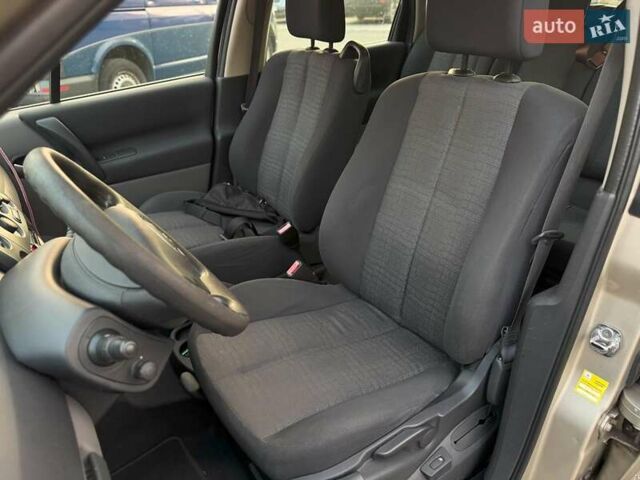 Рено Сценик 2007 в Киеве на Automoto.ua Коричневый Рено Сценик, объемом двигателя 1.9 л и пробегом 202 тыс. км за 5690 $, фото 21 на Automoto.ua