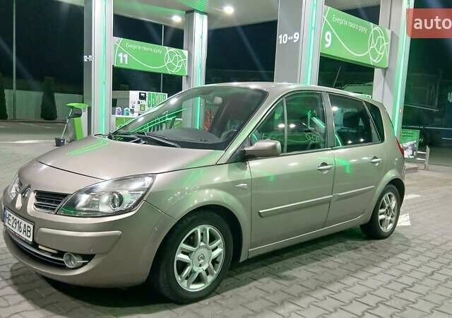 Коричневый Рено Сценик, объемом двигателя 1.6 л и пробегом 187 тыс. км за 7000 $, фото 2 на Automoto.ua