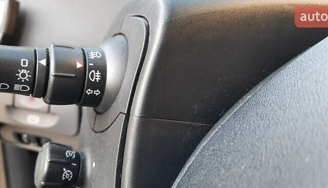 Коричневый Рено Сценик, объемом двигателя 1.6 л и пробегом 187 тыс. км за 7000 $, фото 18 на Automoto.ua