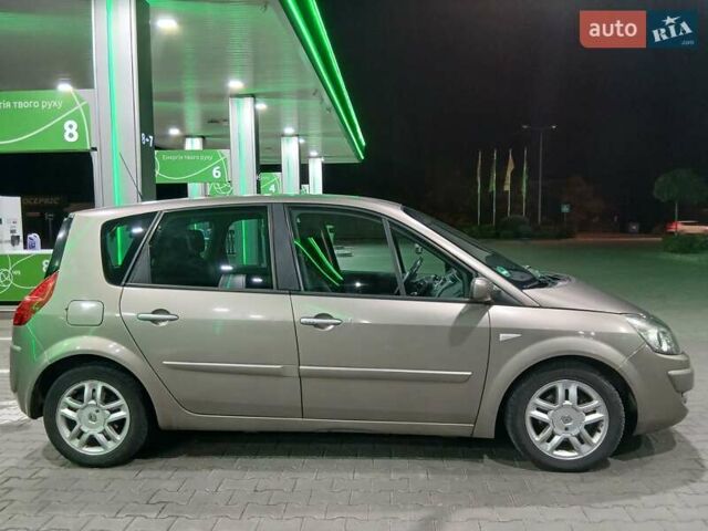 Коричневый Рено Сценик, объемом двигателя 1.6 л и пробегом 187 тыс. км за 7000 $, фото 3 на Automoto.ua