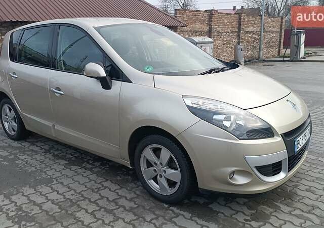 Коричневий Рено Сценік, об'ємом двигуна 1.6 л та пробігом 228 тис. км за 7000 $, фото 1 на Automoto.ua