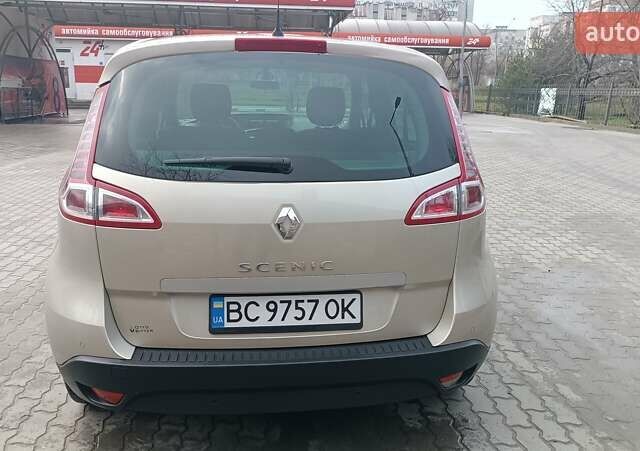 Коричневий Рено Сценік, об'ємом двигуна 1.6 л та пробігом 228 тис. км за 7000 $, фото 5 на Automoto.ua