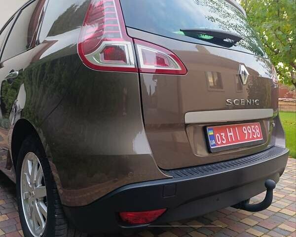 Коричневий Рено Сценік, об'ємом двигуна 1.4 л та пробігом 215 тис. км за 7500 $, фото 5 на Automoto.ua