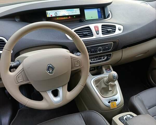 Коричневий Рено Сценік, об'ємом двигуна 1.4 л та пробігом 215 тис. км за 7500 $, фото 20 на Automoto.ua