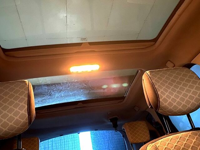 Коричневий Рено Сценік, об'ємом двигуна 1.9 л та пробігом 373 тис. км за 6500 $, фото 4 на Automoto.ua